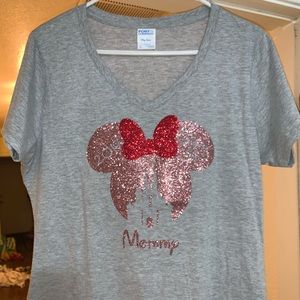 Disneyland glitter shirt size large v neck